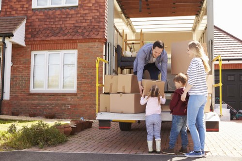House movers planning a local move in Ardleighgreen