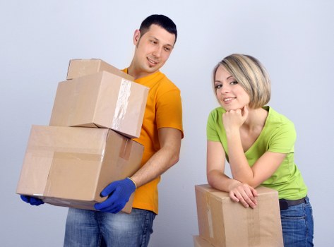 Local removals team planning a home move near Ardleighgreen streets