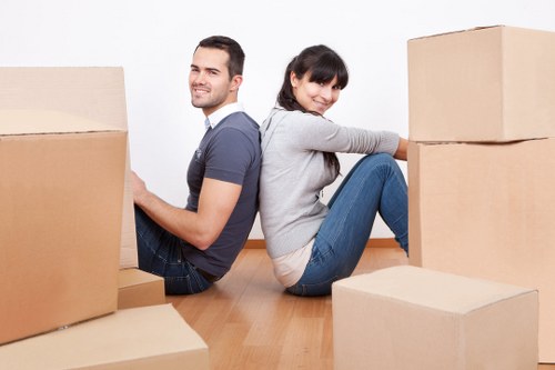 Local moving van for Ardleighgreen residential and business moves
