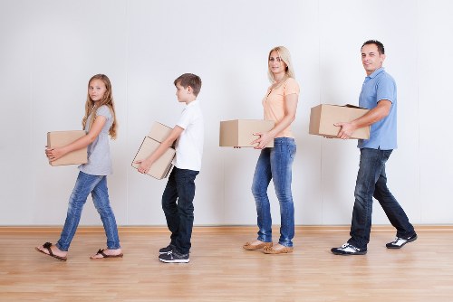 Residential moving assistance for Ardleighgreen homes